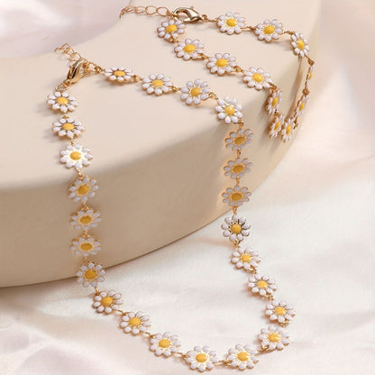 Daisy Choker Neckchain