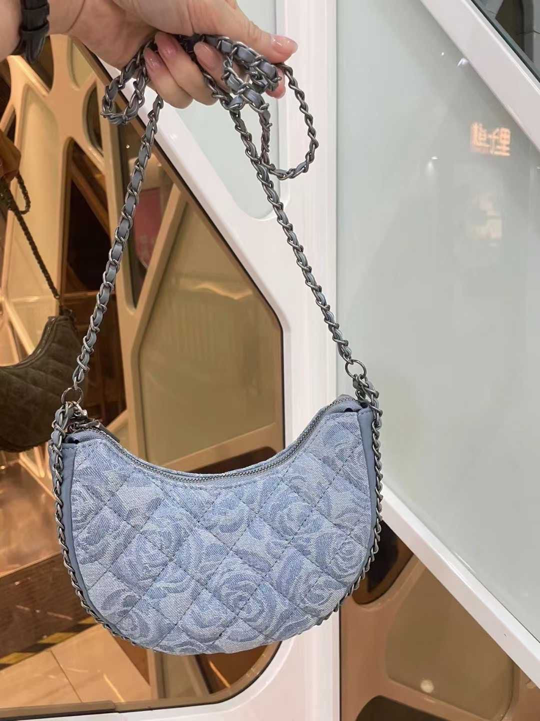 Iris Mini Bag