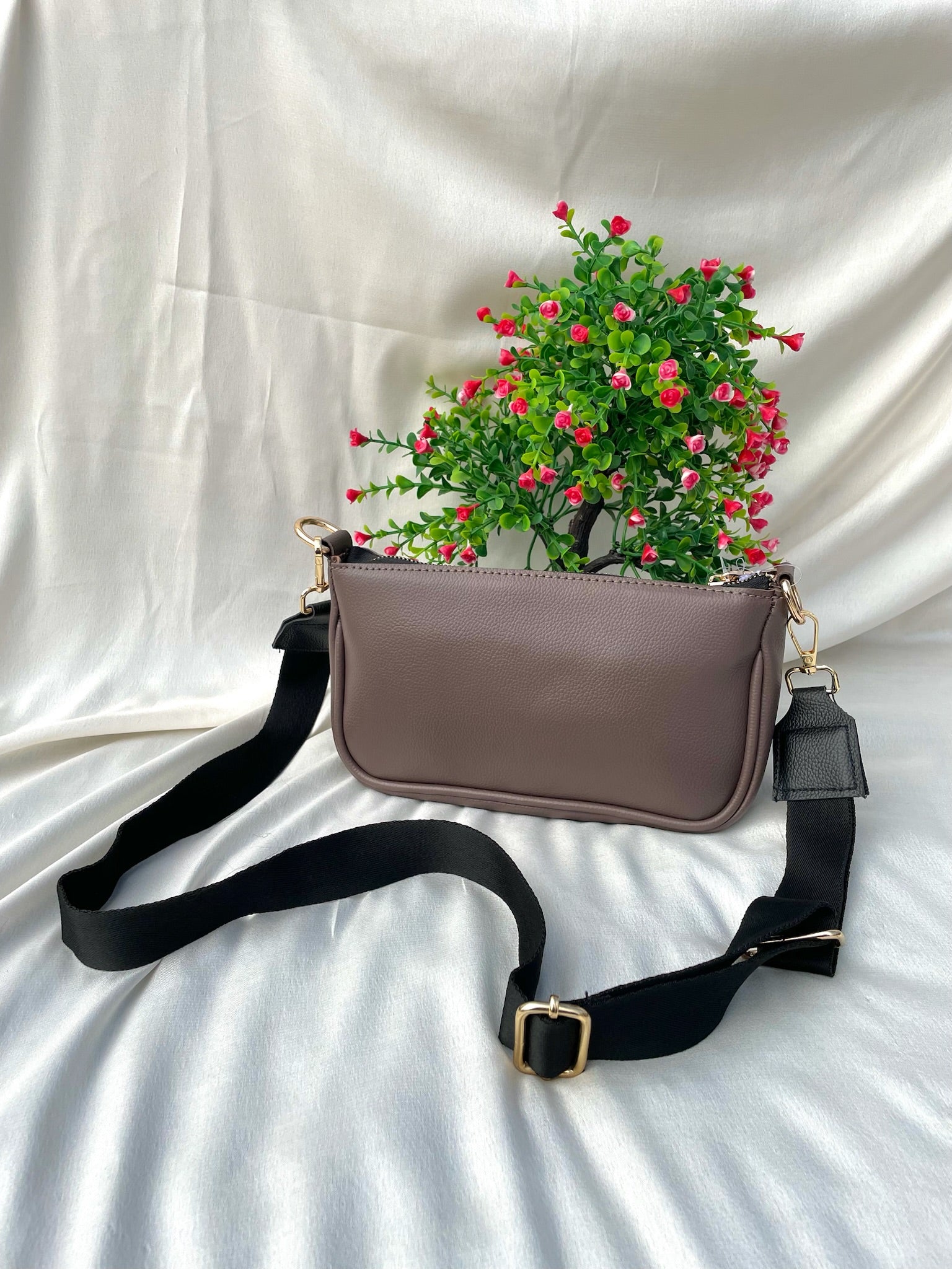 Prada Brown Saffiano Odette Bag Leather ref.706454 - Joli Closet